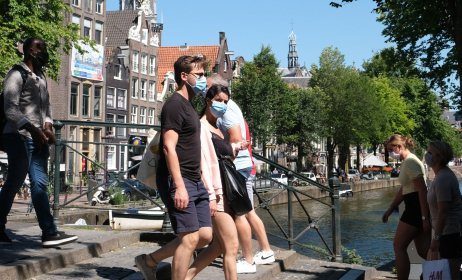 Rritja e rasteve me Covid-19: Holanda futet ne izolim total
